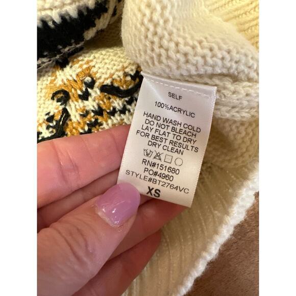 Storia Crop Sweater with Stars Cream with animal print stars knit Womens XSmall - Picture 5 of 6